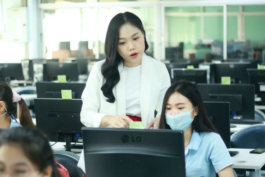 ภาวพรรณ ขำทับ